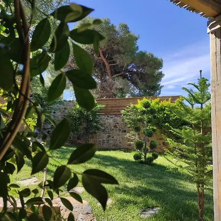 Evia Family House Nerotriviá